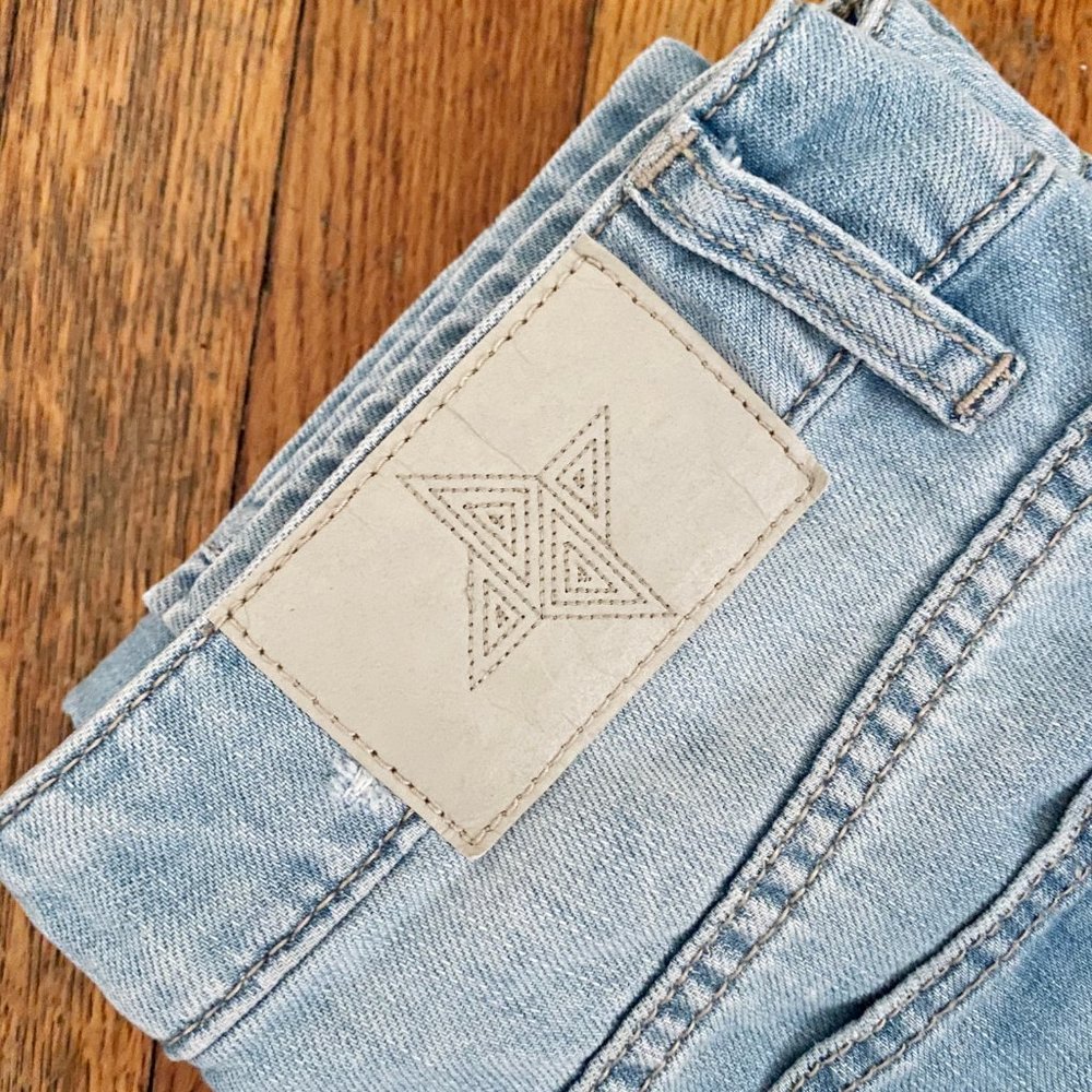 Bcbgeneration Distressed Light Wash Boyfriend Jean - image 8